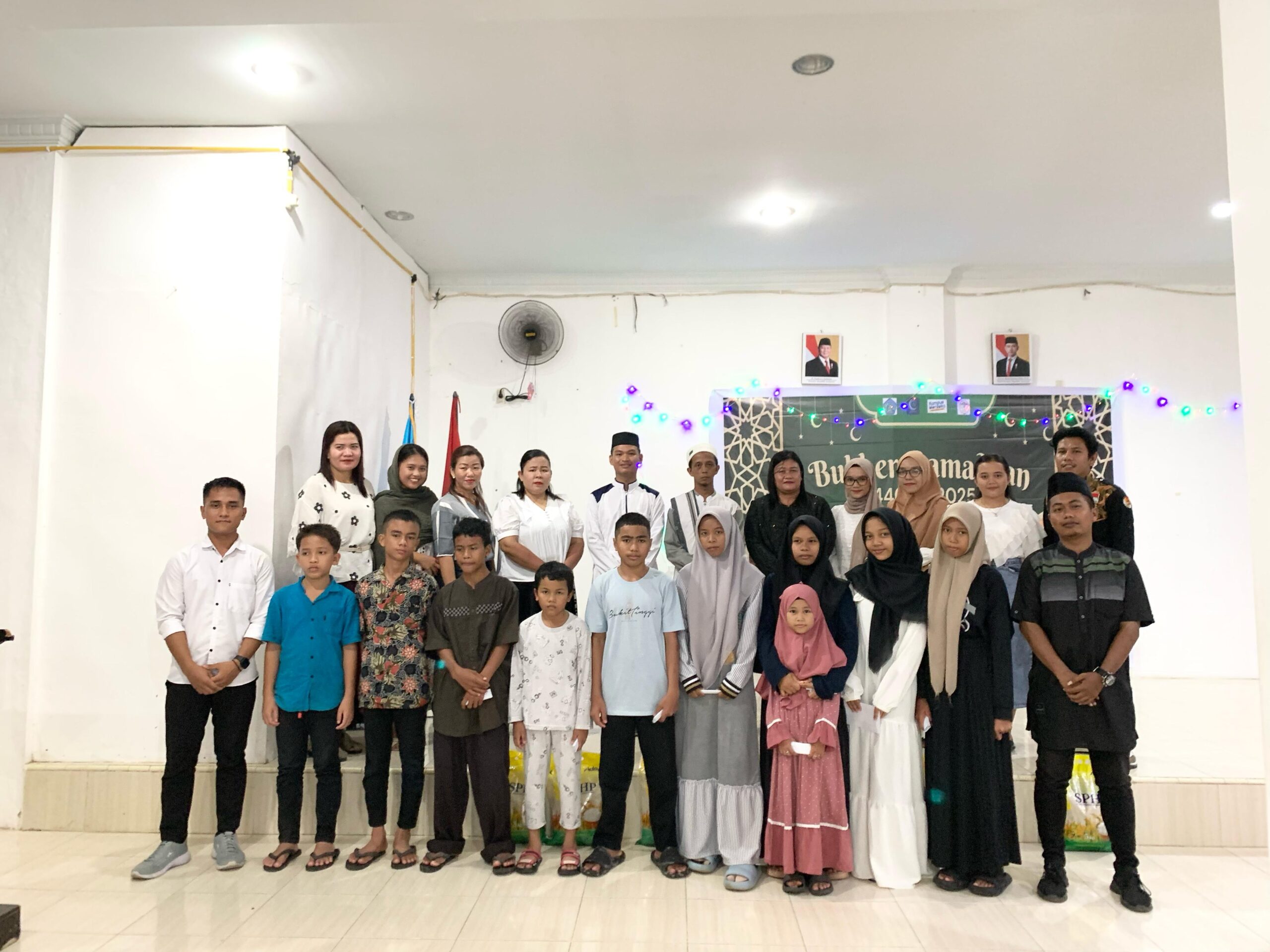 BUKBER dan Santunan Anak Yatim STIKes Nauli Husada Sibolga IMG-20250323-WA0188